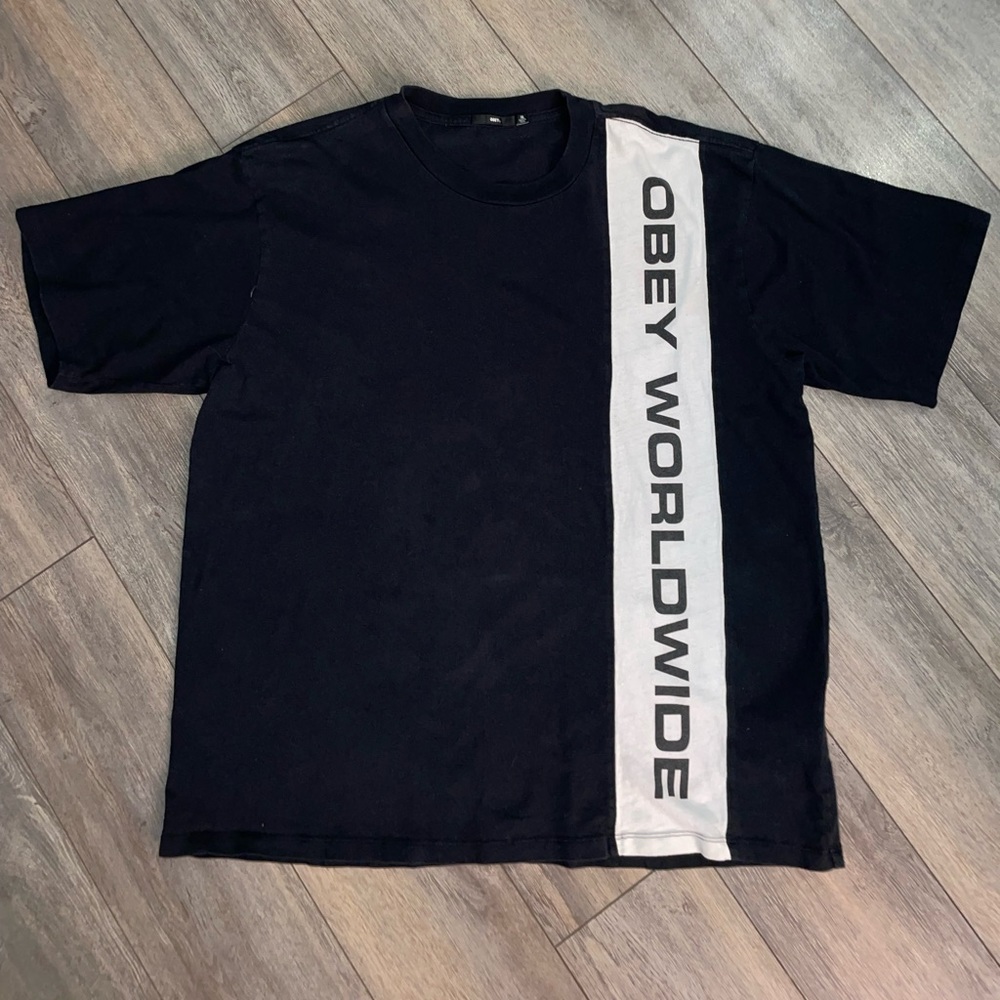 Obey T-shirt